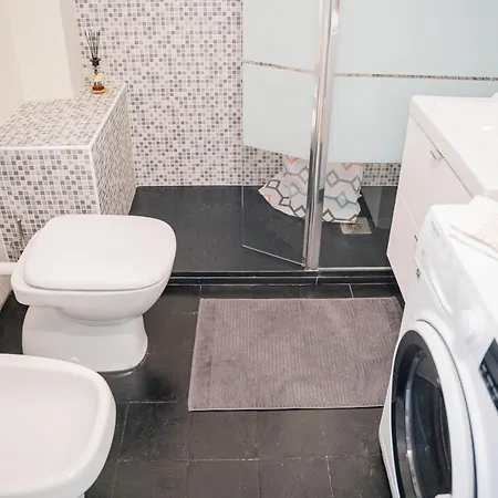 075 - Casa Intimita, Centro Chiavari, 600 Metri Mare Apartamento