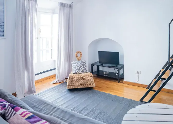 075 - Casa Intimita, Centro Chiavari, 600 Metri Mare アパート