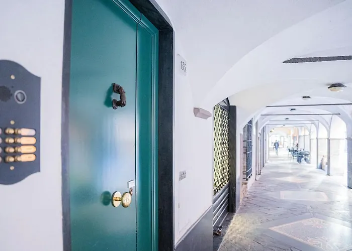 075 - Casa Intimita, Centro Chiavari, 600 Metri Mare